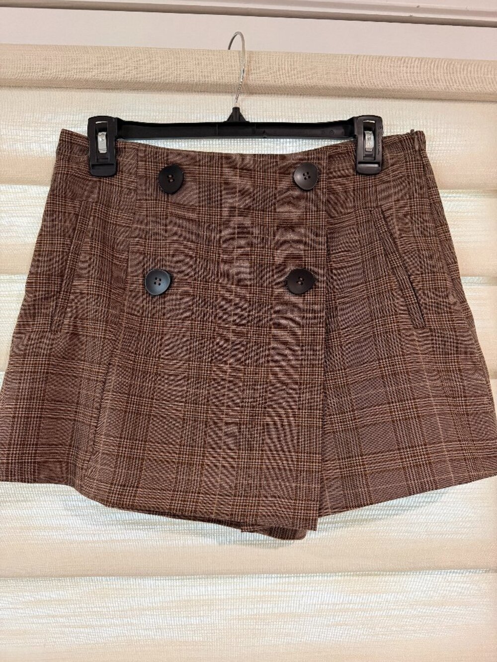 Altar'd State plaid shorts with front overlay (size M)